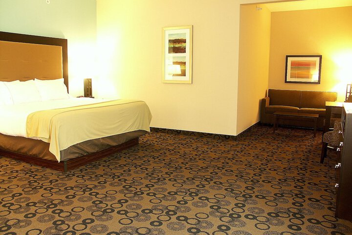 Room 4 of 53