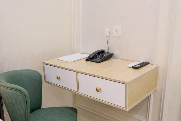 Room 20 of 35
