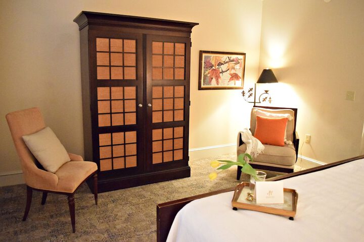 Room 54 of 227
