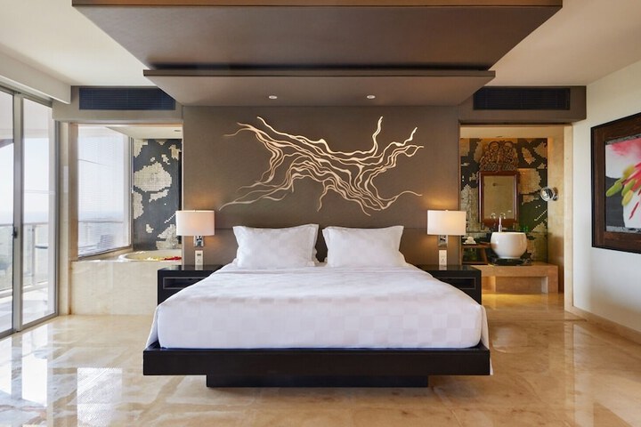 Room 46 of 204