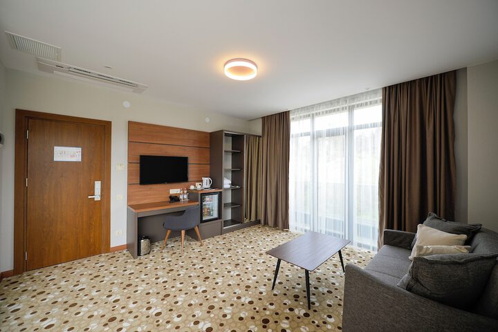 Room 15 of 47