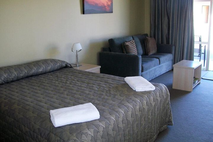 Room 15 of 80