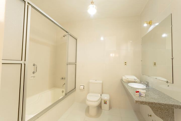 Room 16 of 31