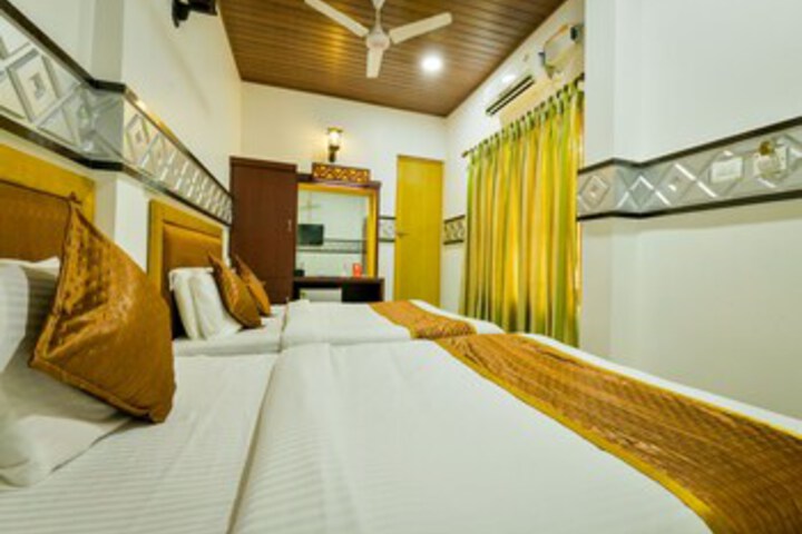 Room 22 of 28