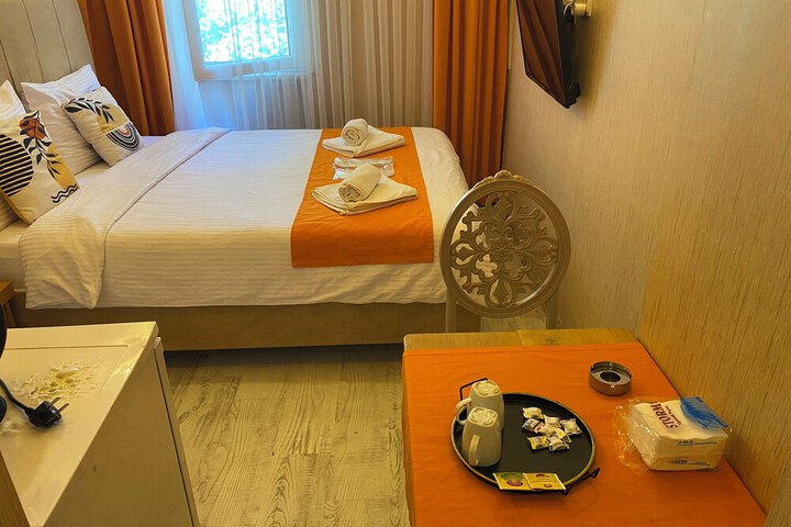 Room 13 of 67