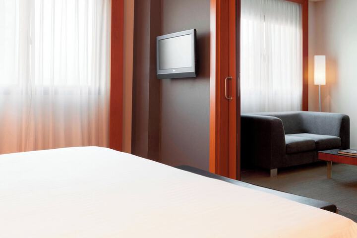 Room 29 of 65