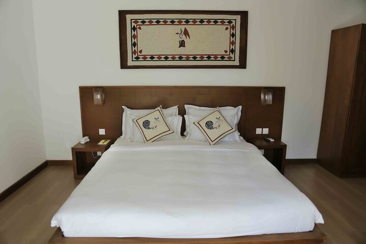 Room 3 of 54