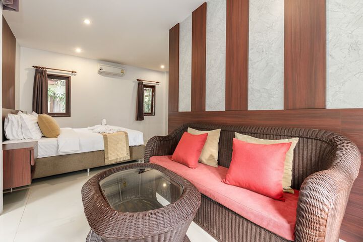 Room 8 of 31