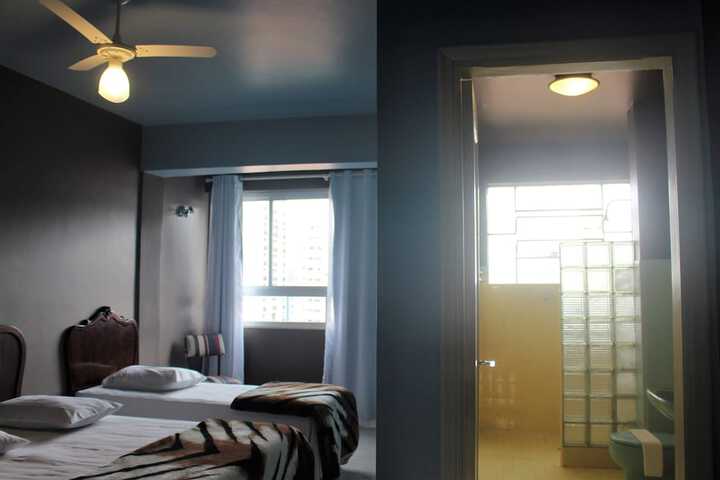 Room 12 of 36