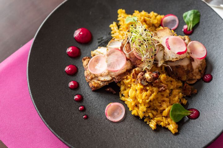 Dining 50 of 76