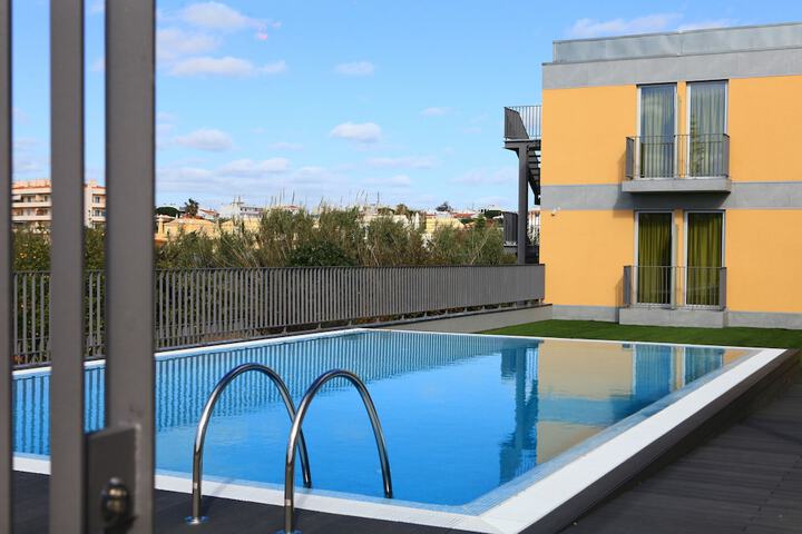 Hotel with Pool