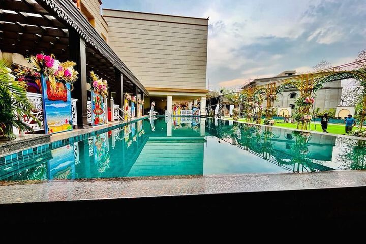 Pool 8 of 25