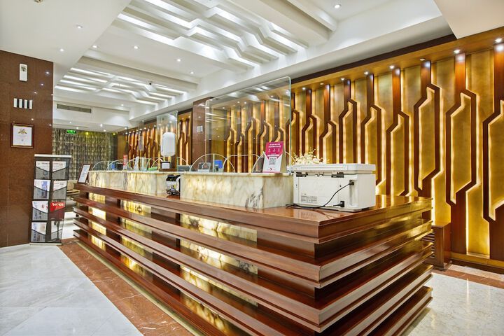 Hotel Interior 4 of 259