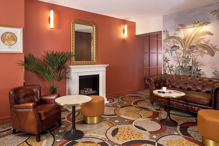 Hotel Interior 4 of 34