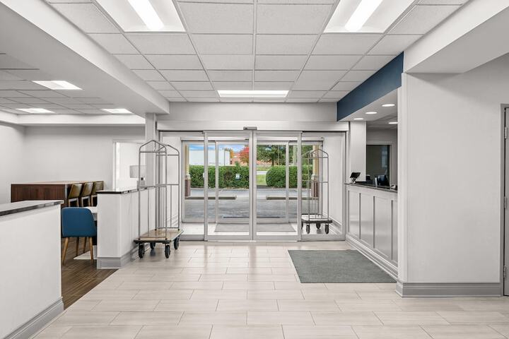 Hotel Interior 6 of 70