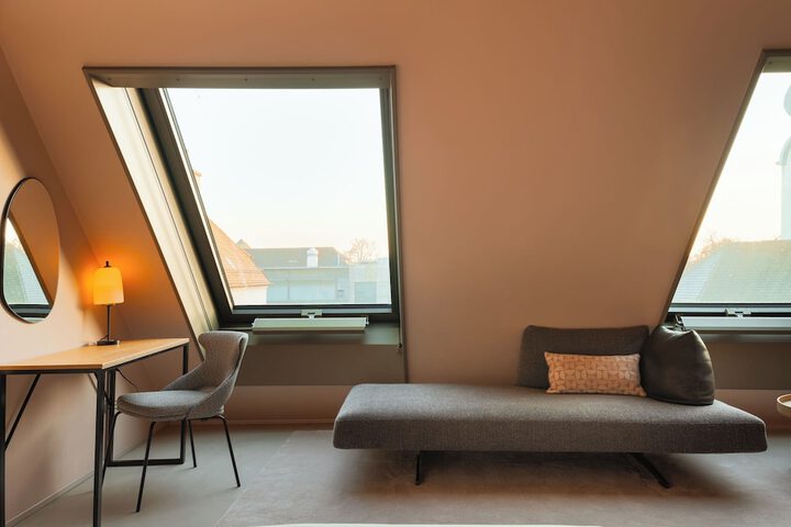 Room 54 of 112