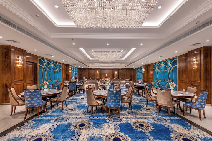 Ballroom/Hall 47 of 55