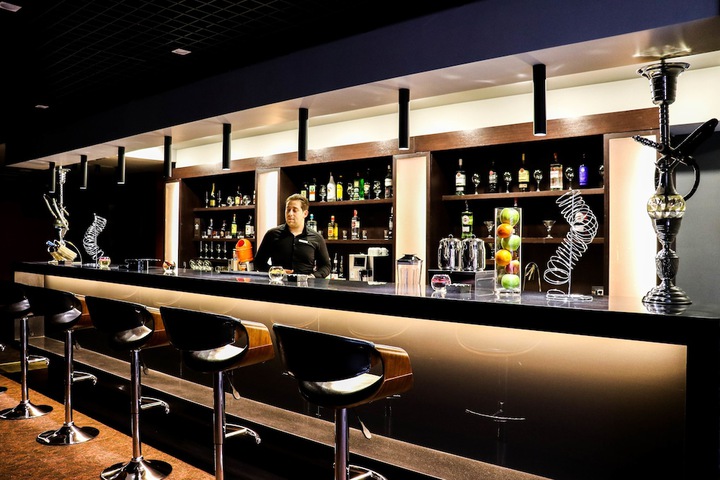 Lounge 286 of 342