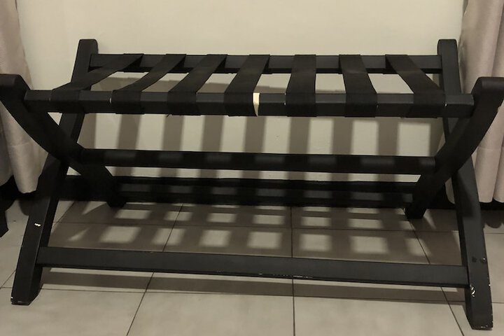 Room 10 of 14