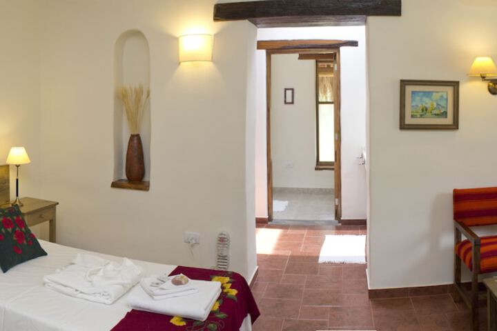 Room 8 of 37