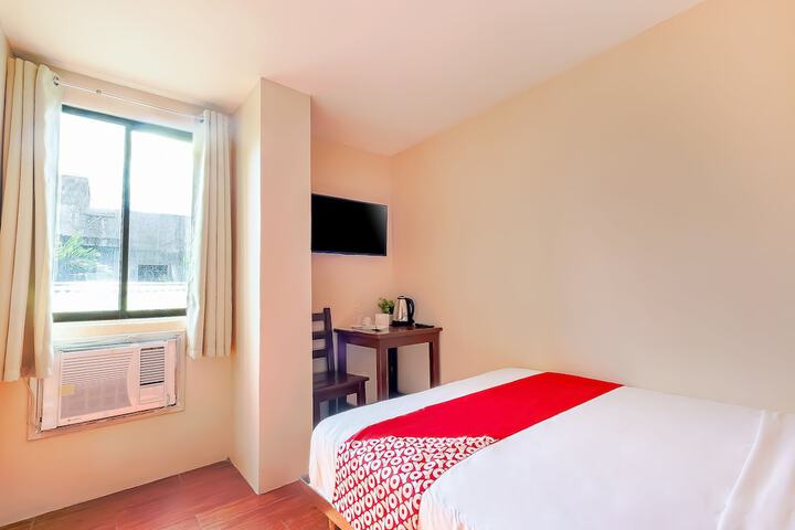 Room 11 of 30
