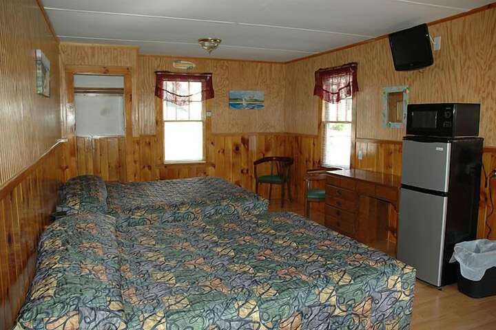 Room 9 of 93