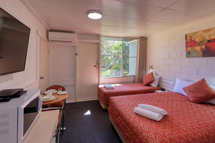 Room 13 of 51