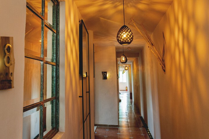 Ballroom/Hall 79 of 94