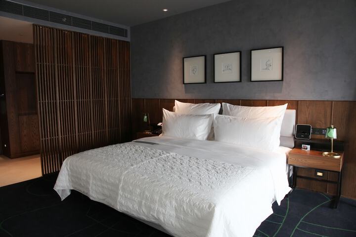 Room 5 of 51