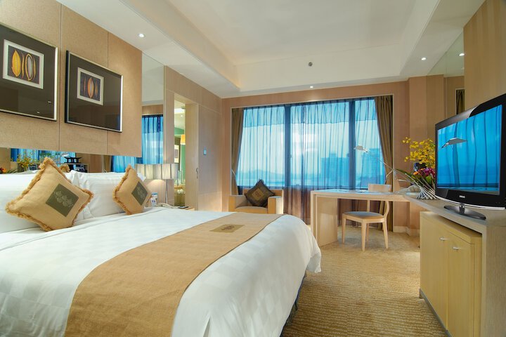 Room 3 of 60