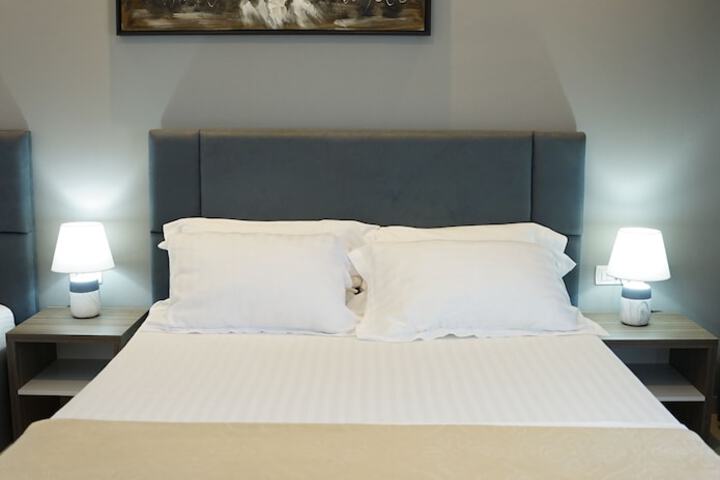 Room 15 of 72
