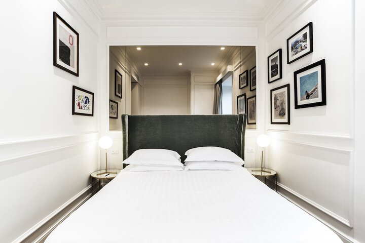 Room 8 of 41