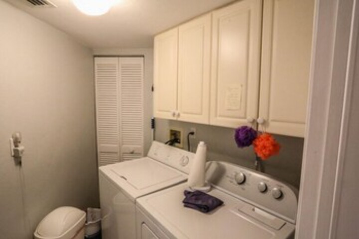 Laundry 10 of 23