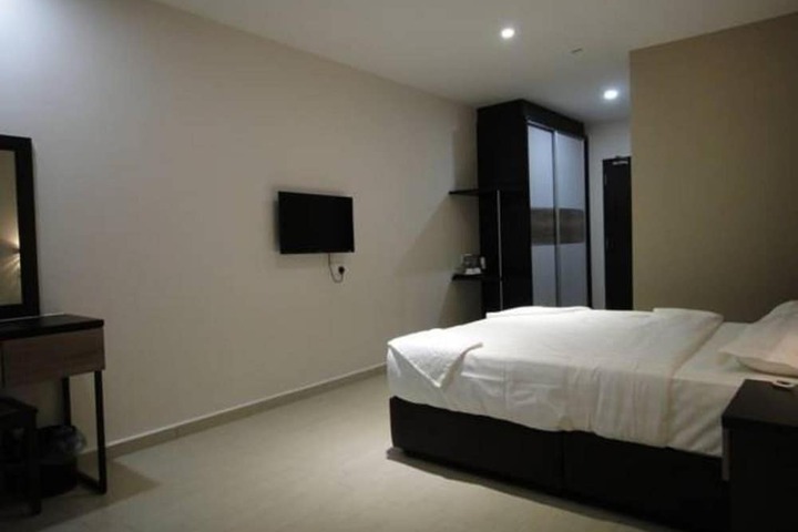 Room 26 of 47