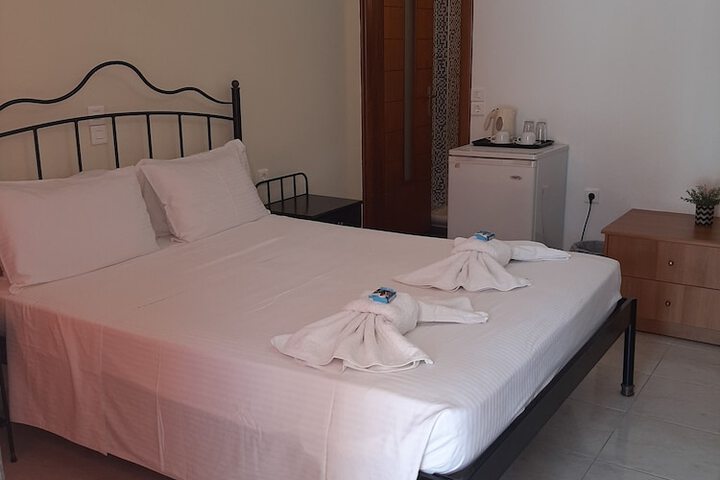 Room 17 of 65