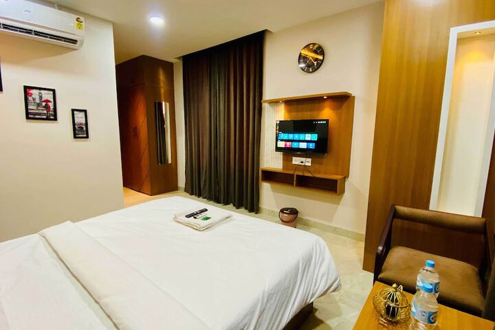 Room 6 of 55