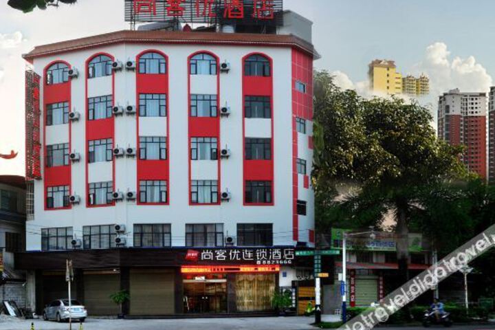 Hotel 6 of 16