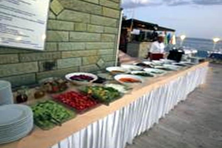 Dining 31 of 41