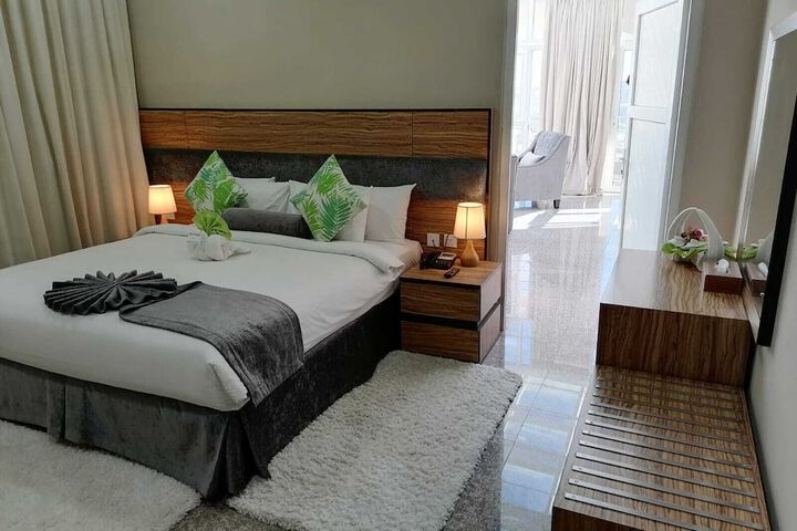 Room 13 of 49