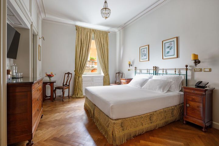 Room 45 of 181