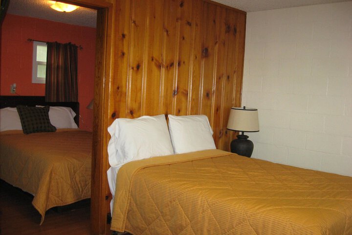 Room 11 of 29
