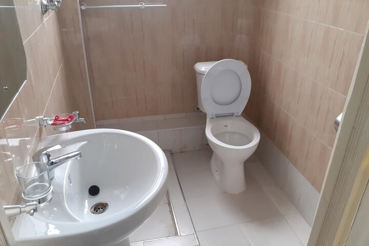 Room 4 of 5