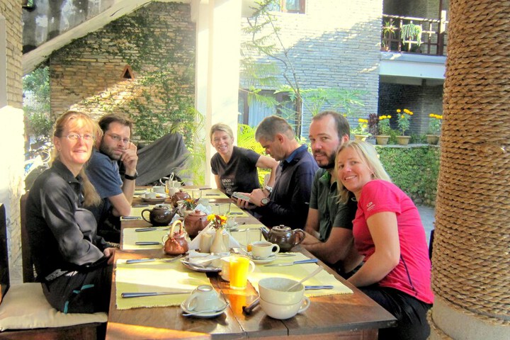 Breakfast/Coffee Service 23 of 36