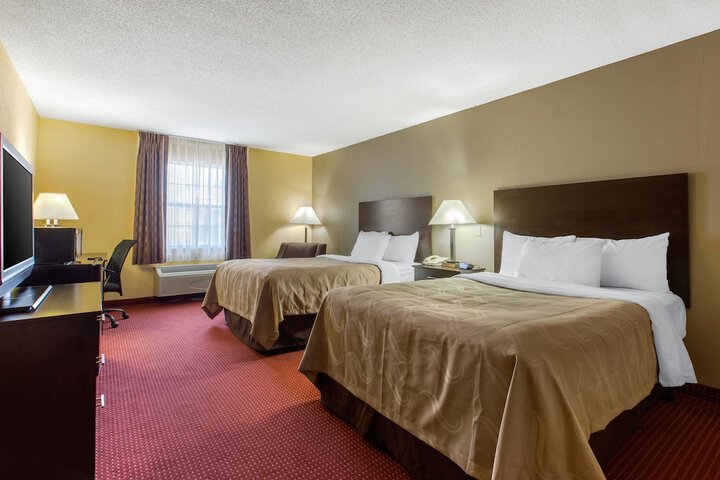 2 Double Beds (2 of 8)