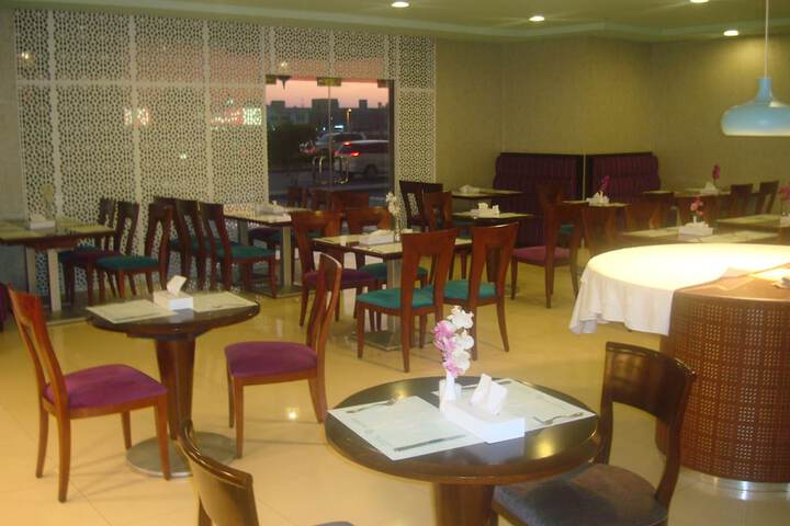 Dining Photos
