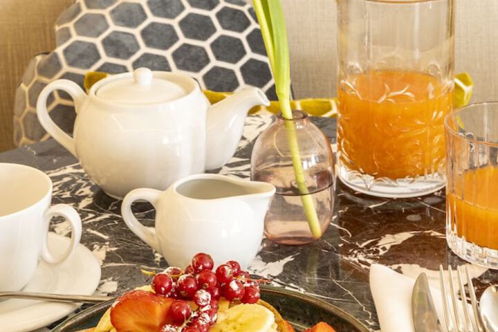 Breakfast/Coffee Service 107 of 141