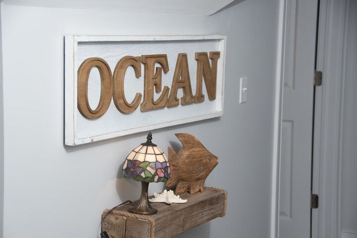 Ballroom/Hall 113 of 126