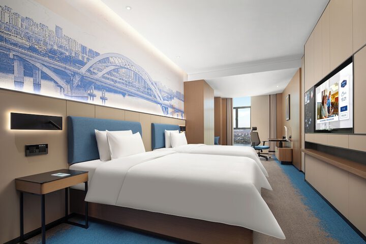 Room 3 of 11