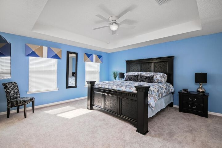 Room 2 of 34