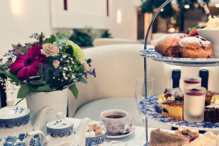 Breakfast/Coffee Service 42 of 55